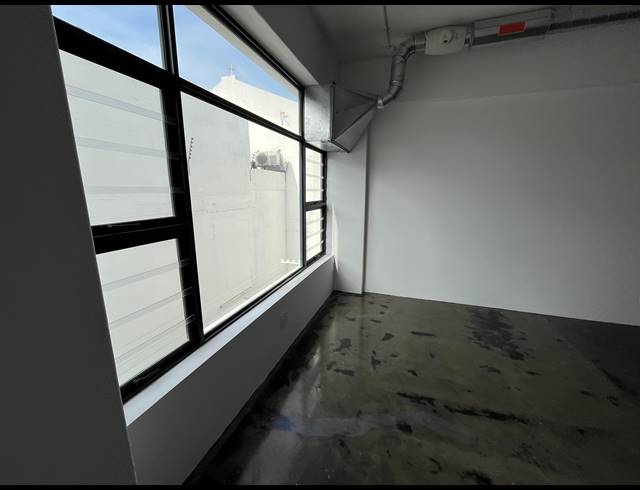 100M² OFFICE TO LET IN CAPE TOWN CITY CENTRE